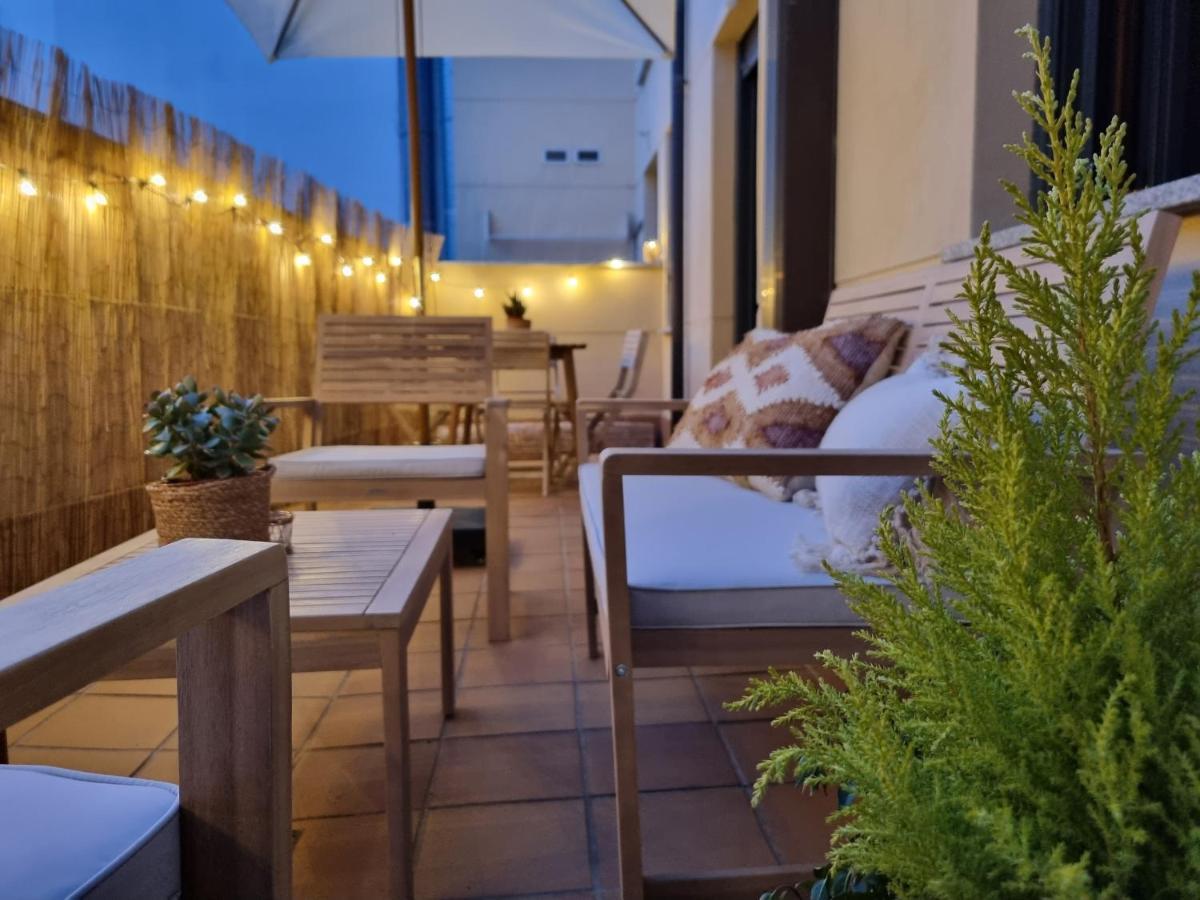 Salamanca Rentals - Apartamento Con Terraza A 1 Minuto De La Plaza Mayor Eksteriør billede